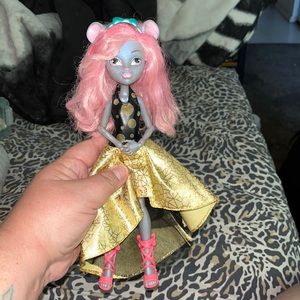 Monster high mouscedes king doll